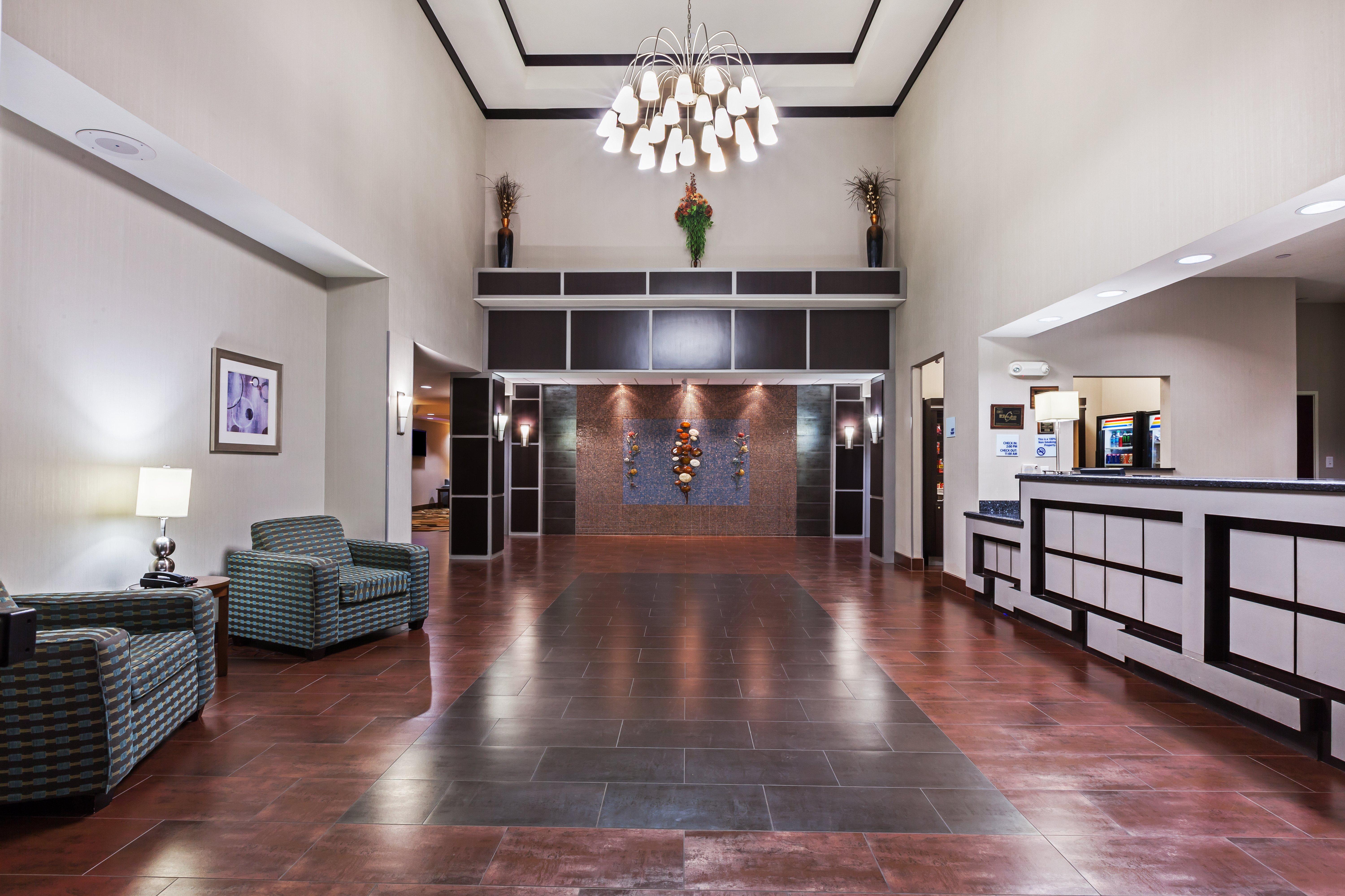 Holiday Inn Express & Suites Cleveland By Ihg Extérieur photo