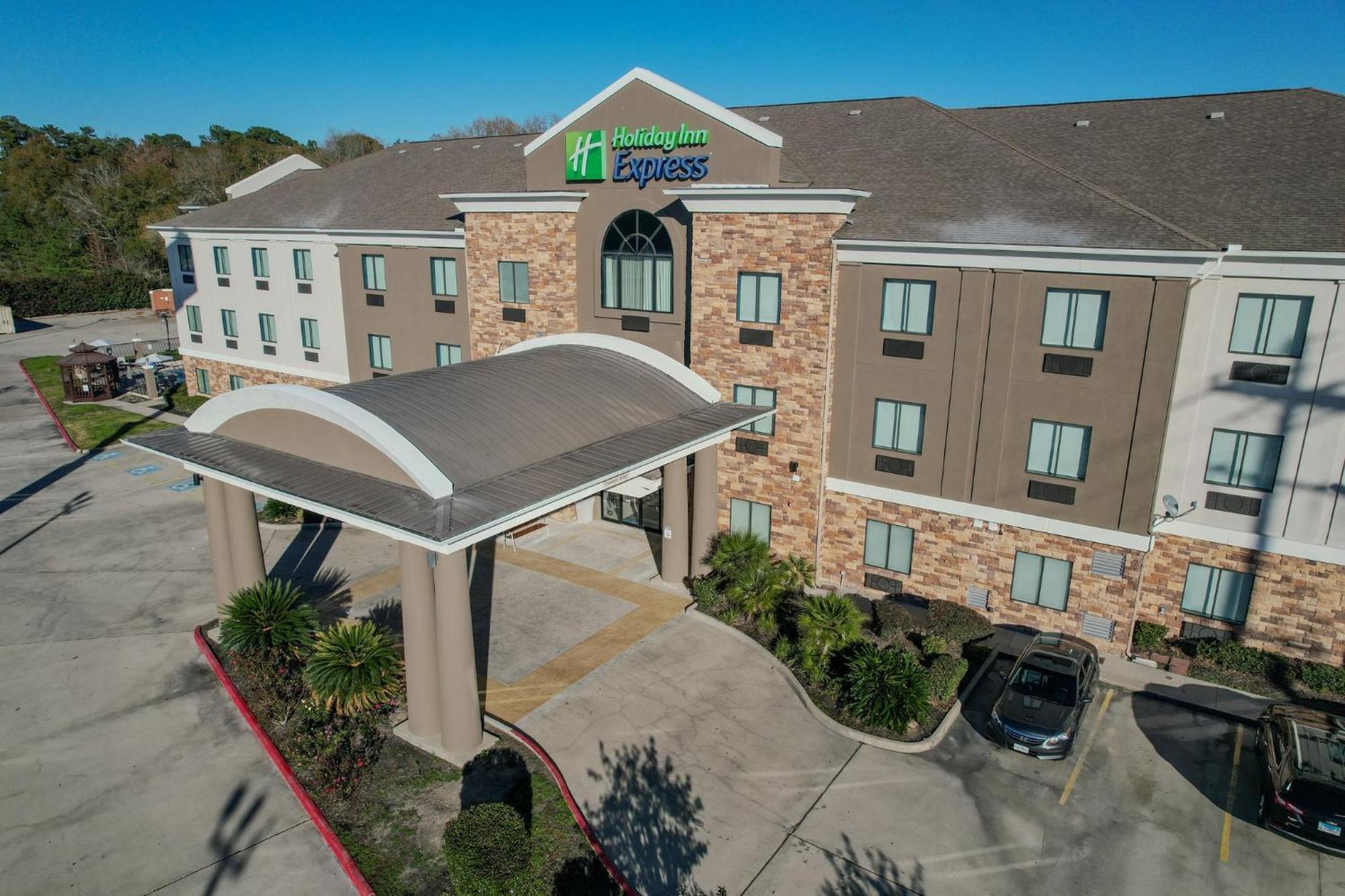 Holiday Inn Express & Suites Cleveland By Ihg Extérieur photo