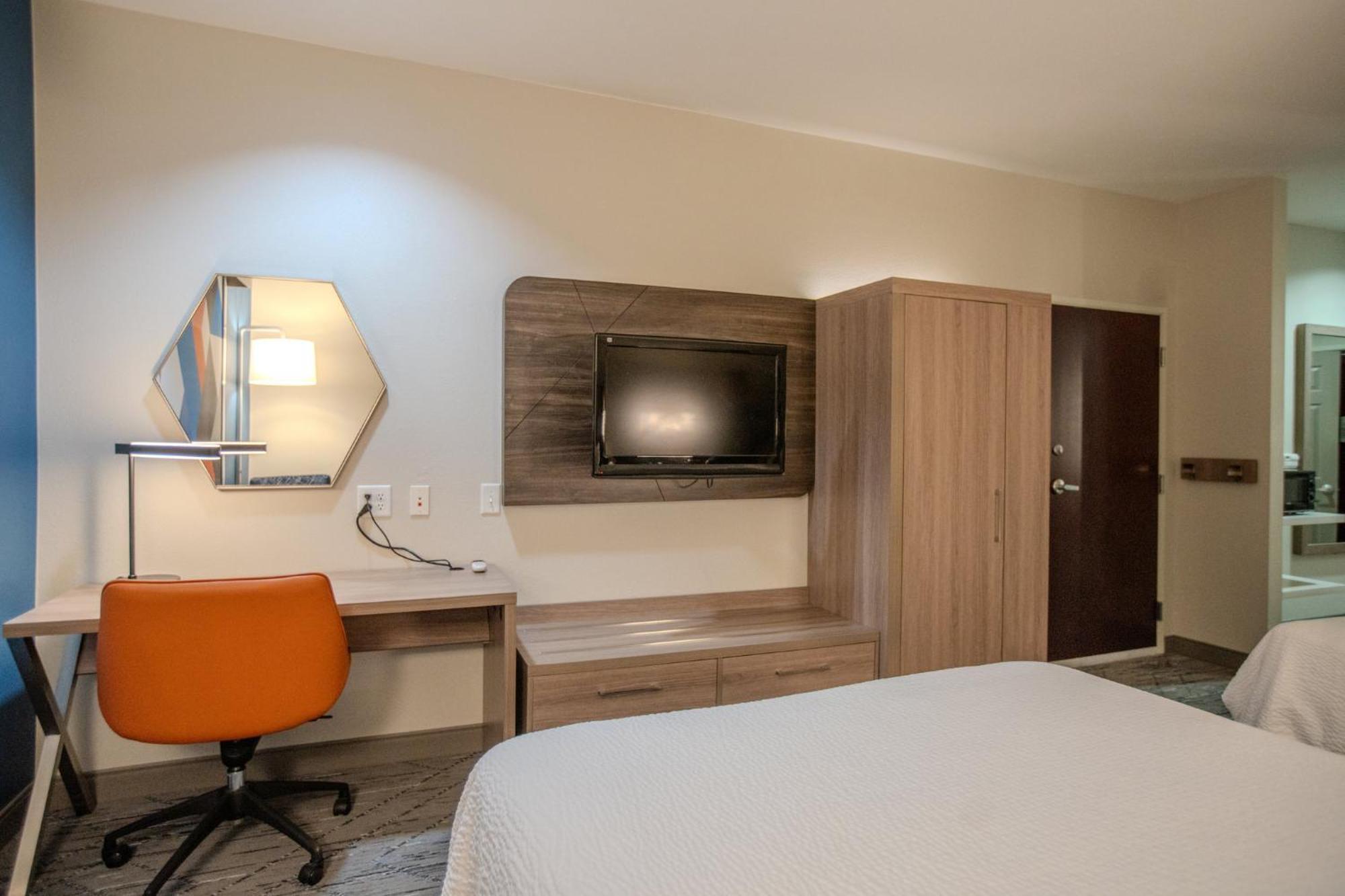 Holiday Inn Express & Suites Cleveland By Ihg Extérieur photo