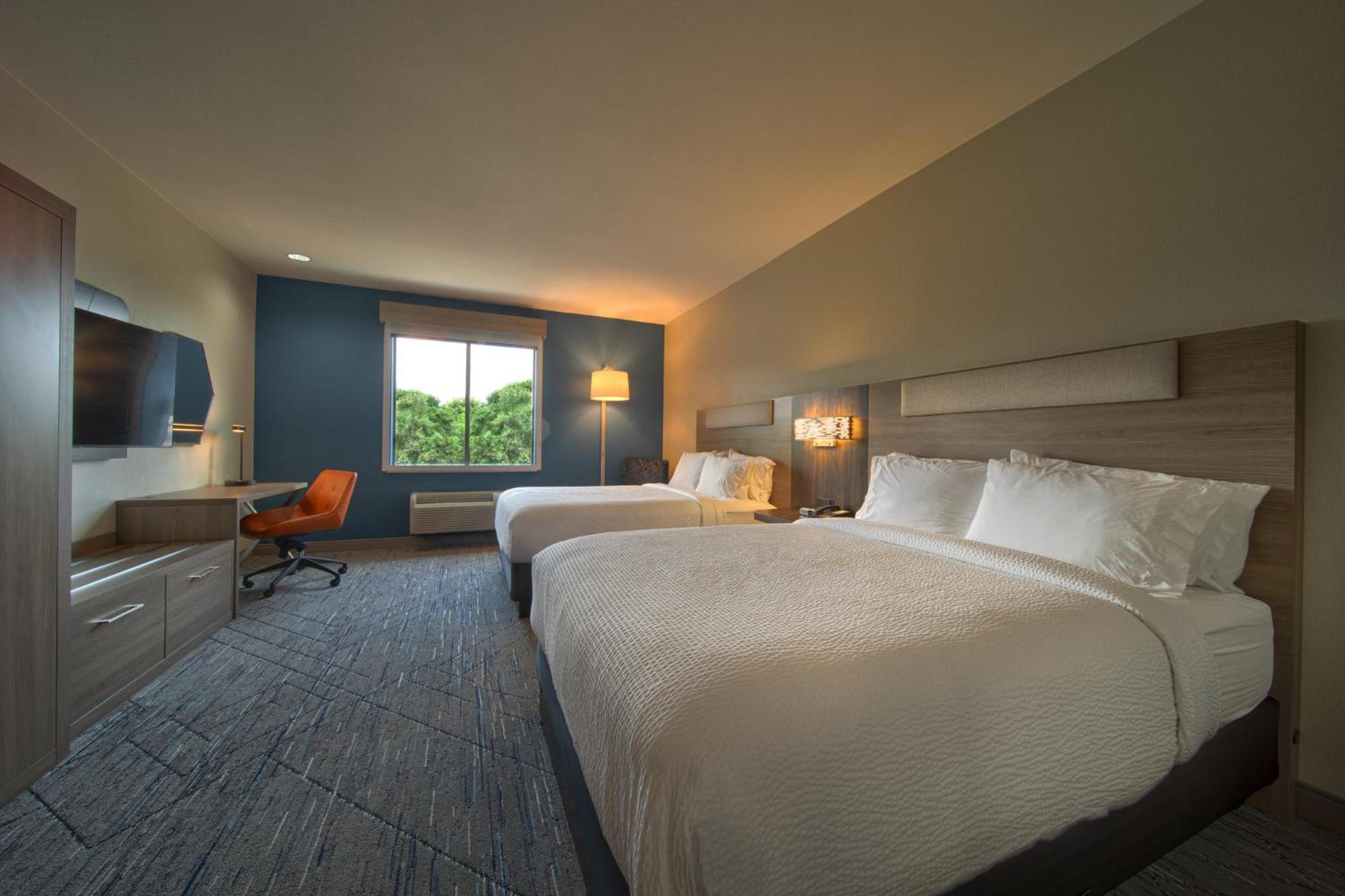 Holiday Inn Express & Suites Cleveland By Ihg Extérieur photo